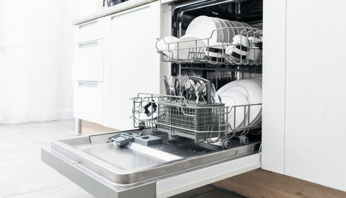 Top 3 dishwashers to buy on sale this season