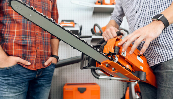 Avoid these 5 mistakes when buying a chainsaw