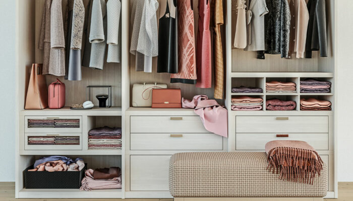 6 signs to get a wardrobe makeover immediately