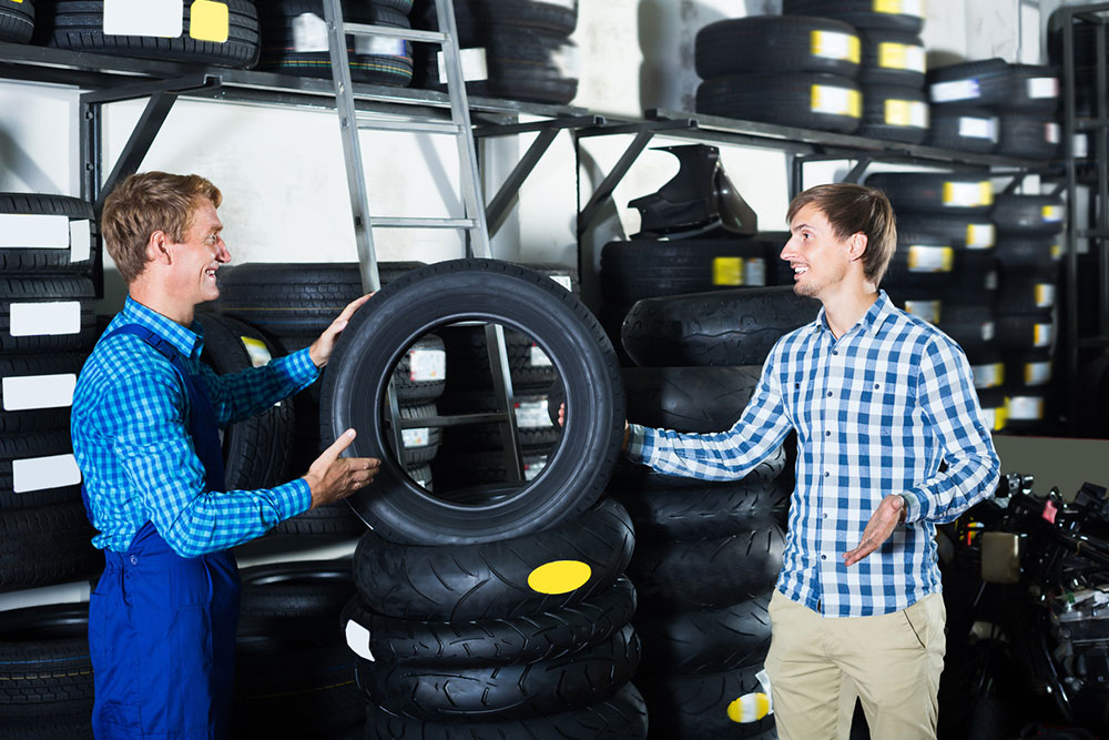 6 tips to save money while buying new tires