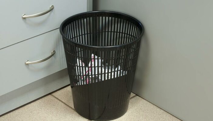 5 tips for using trash cans and bags effectively