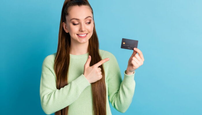 6 poor credit card habits to break today